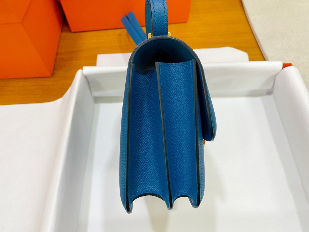 Hermès（爱马仕）Constance 康康 epsom 伊兹密尔蓝 金扣 19cm