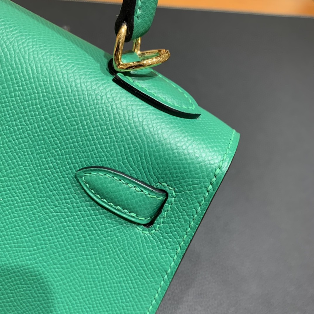 Hermès（爱马仕）Kelly 凯莉包 Epsom U4 丝绒绿 金扣 25cm