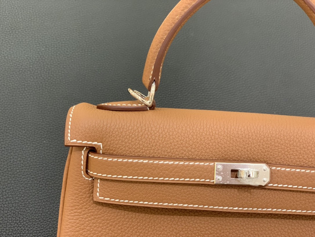 Hermès（爱马仕）Kelly 凯莉包 Togo 金棕色 银扣 25cm
