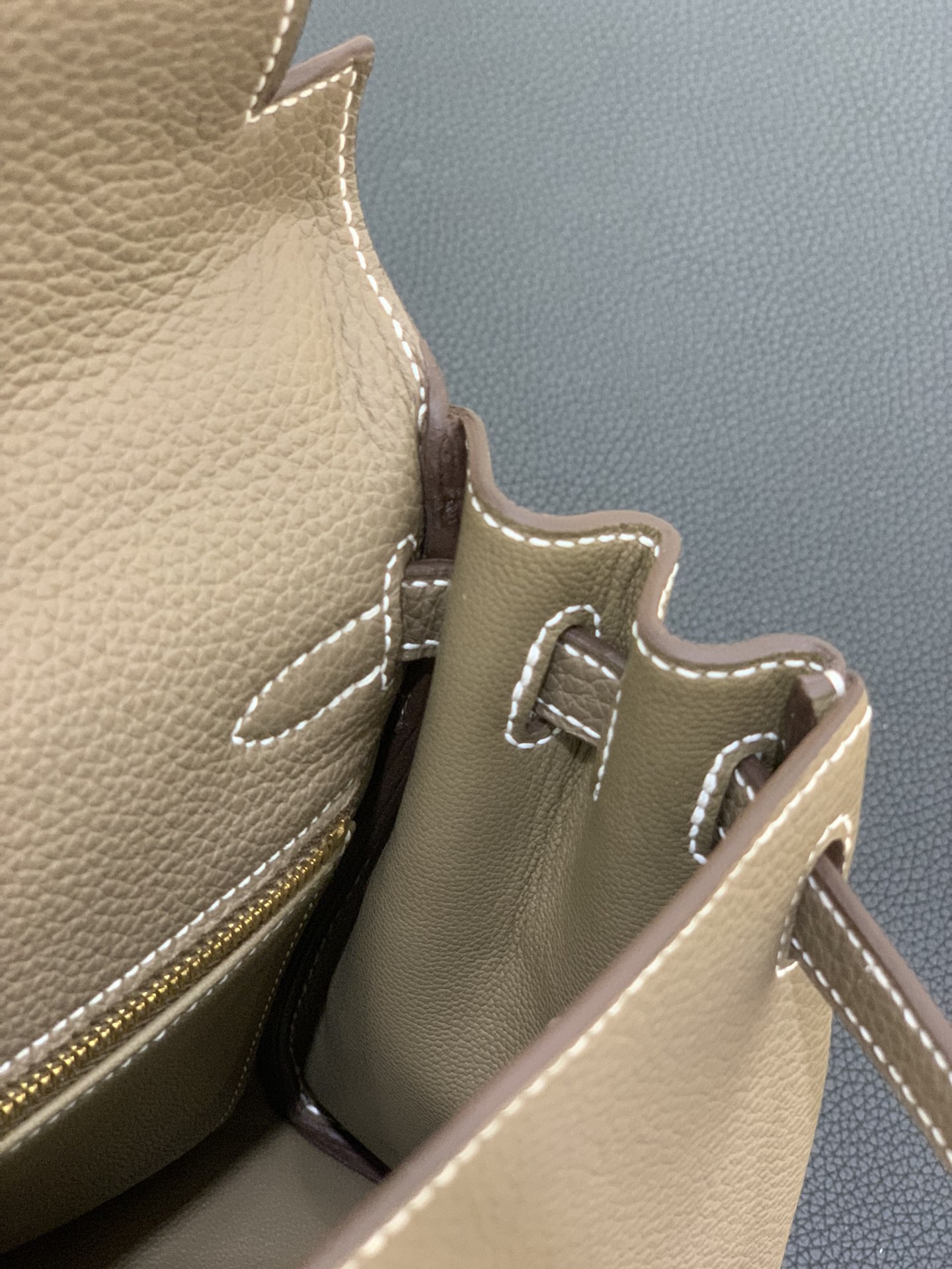 Hermès（爱马仕）Kelly 凯莉包 Togo 大象灰 金扣 25cm