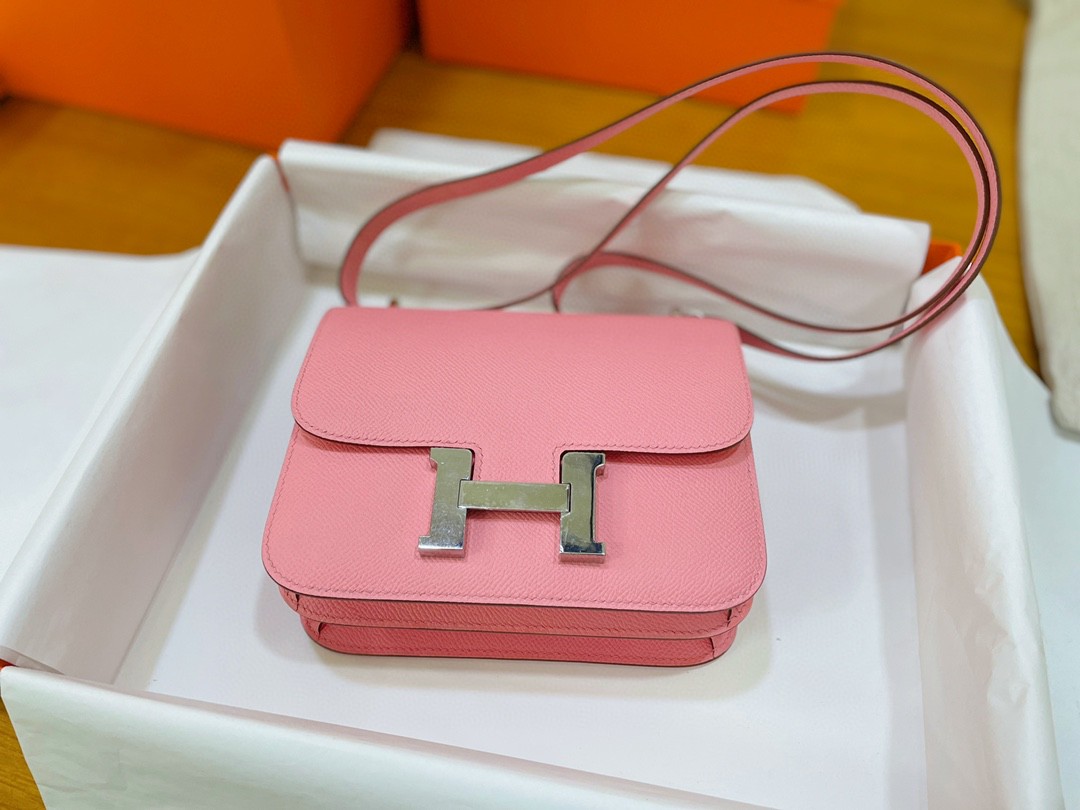 Hermès（爱马仕）Constance 康康 epsom 1Q 奶昔粉 银扣 19cm