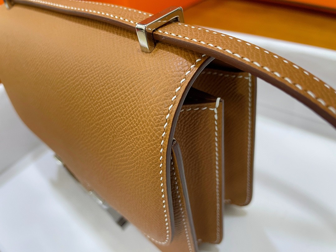 Hermès（爱马仕）Constance 康康 epsom 金棕色 银扣 19cm