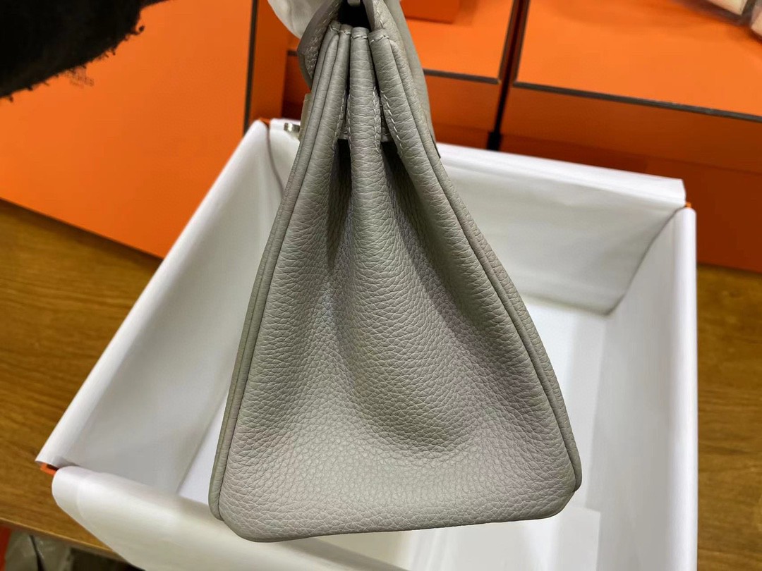 Hermès（爱马仕）Birkin 铂金包 Togo 珍珠灰 金扣 25cm