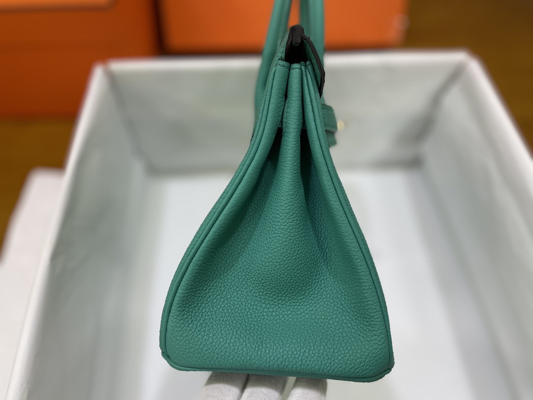 Hermès（爱马仕）Birkin 铂金包 Togo 维罗纳绿 银扣 25cm