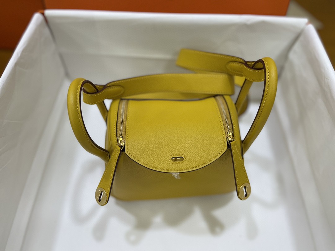 Hermès（爱马仕）mini lindy 迷你琳迪包 Ever color 9D 琥珀黄 金扣 20cm