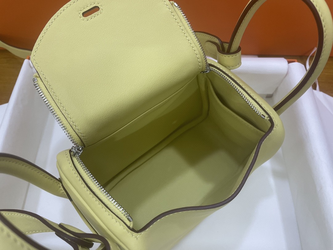 Hermès（爱马仕）Mini lindy 迷你琳迪 Swift 1Z 小鸡黄 银扣 20cm