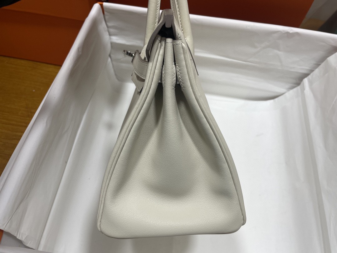 Hermès（爱马仕）Birkin 铂金包 Swift 奶昔白 银扣 25cm
