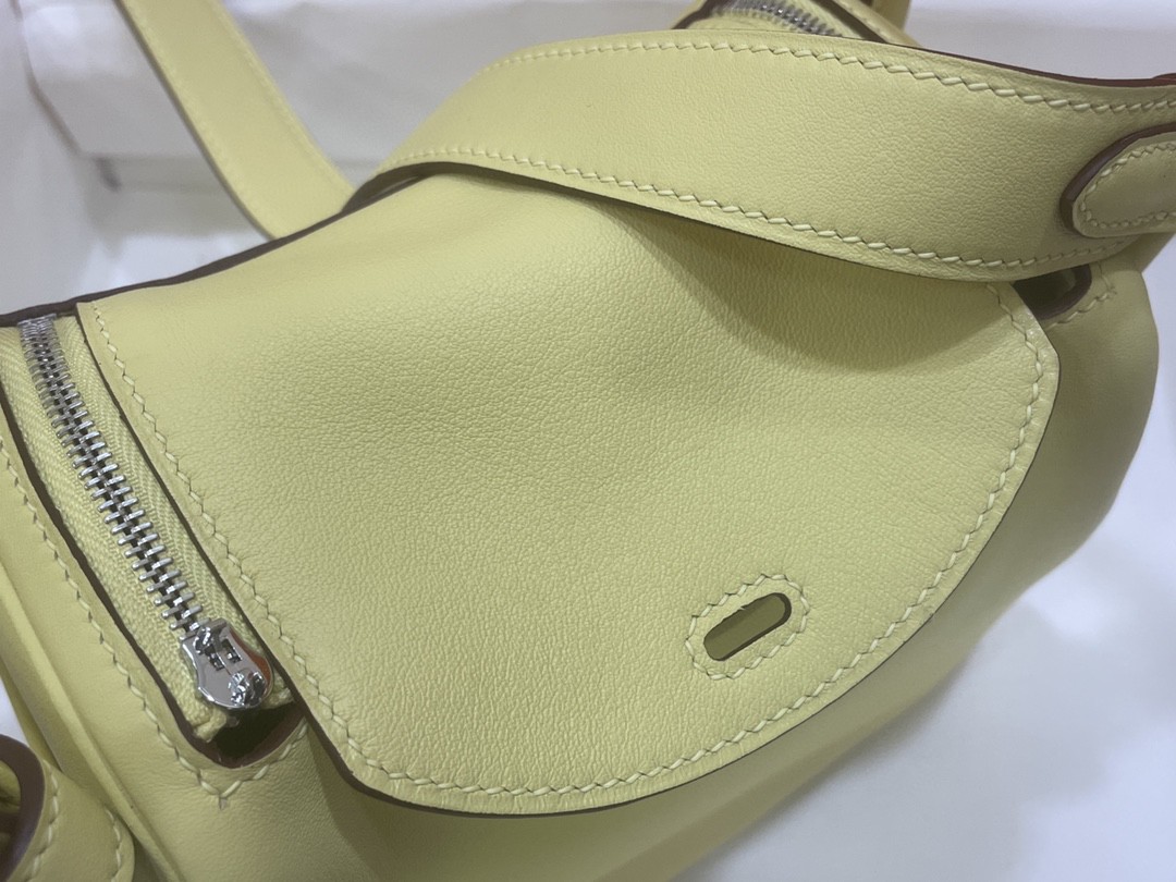 Hermès（爱马仕）Mini lindy 迷你琳迪 Swift 1Z 小鸡黄 银扣 20cm