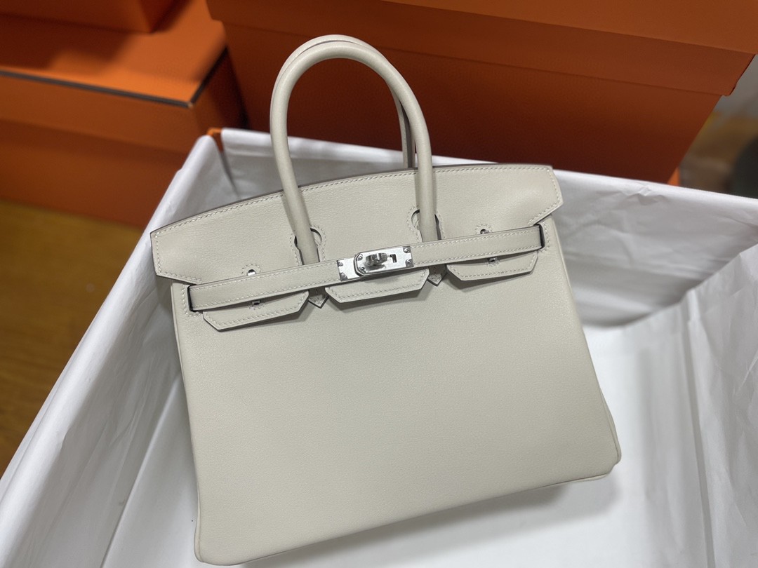 Hermès（爱马仕）Birkin 铂金包 Swift 奶昔白 银扣 25cm