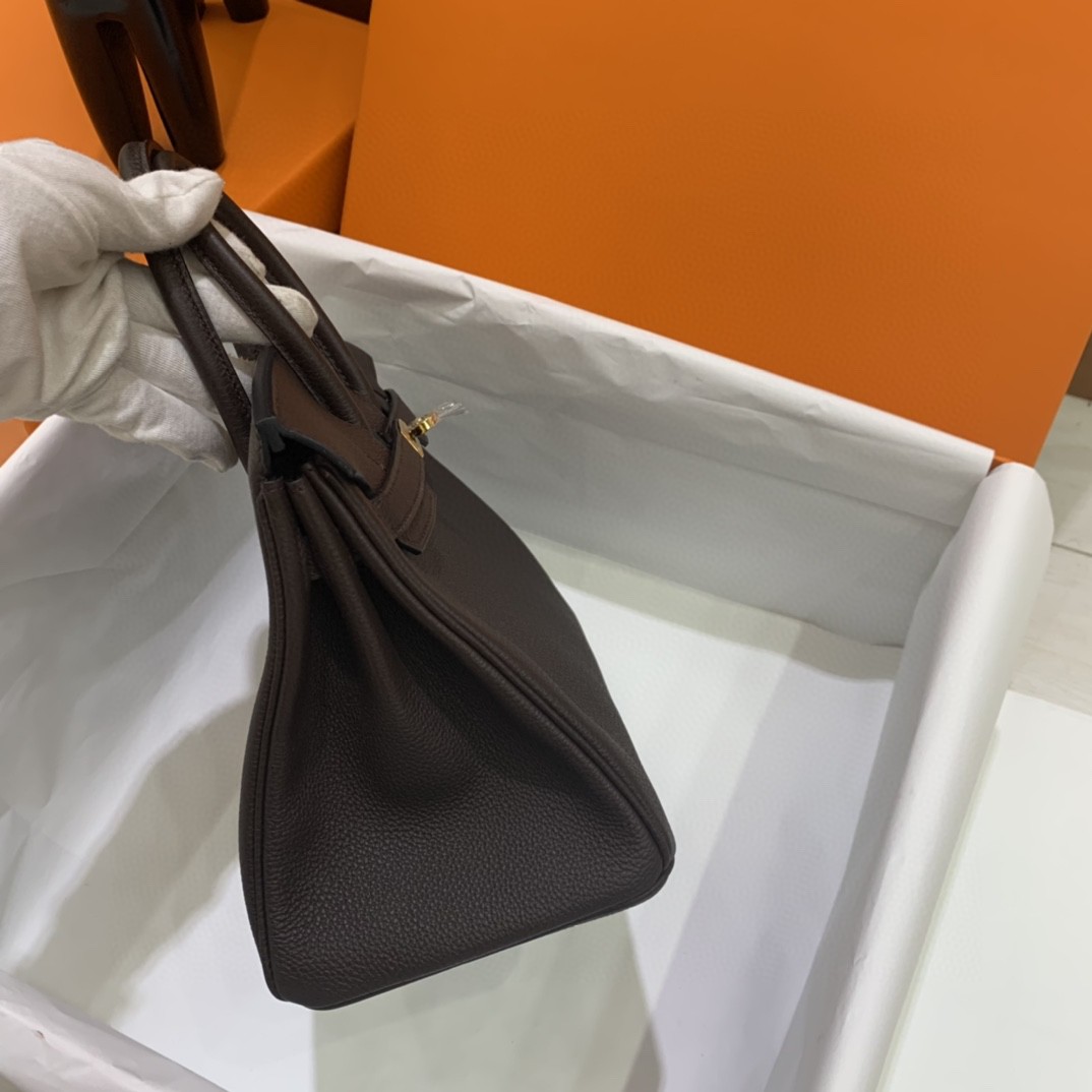 Hermès（爱马仕）Birkin 铂金包 Togo 0G 马鞍红 金扣 25cm