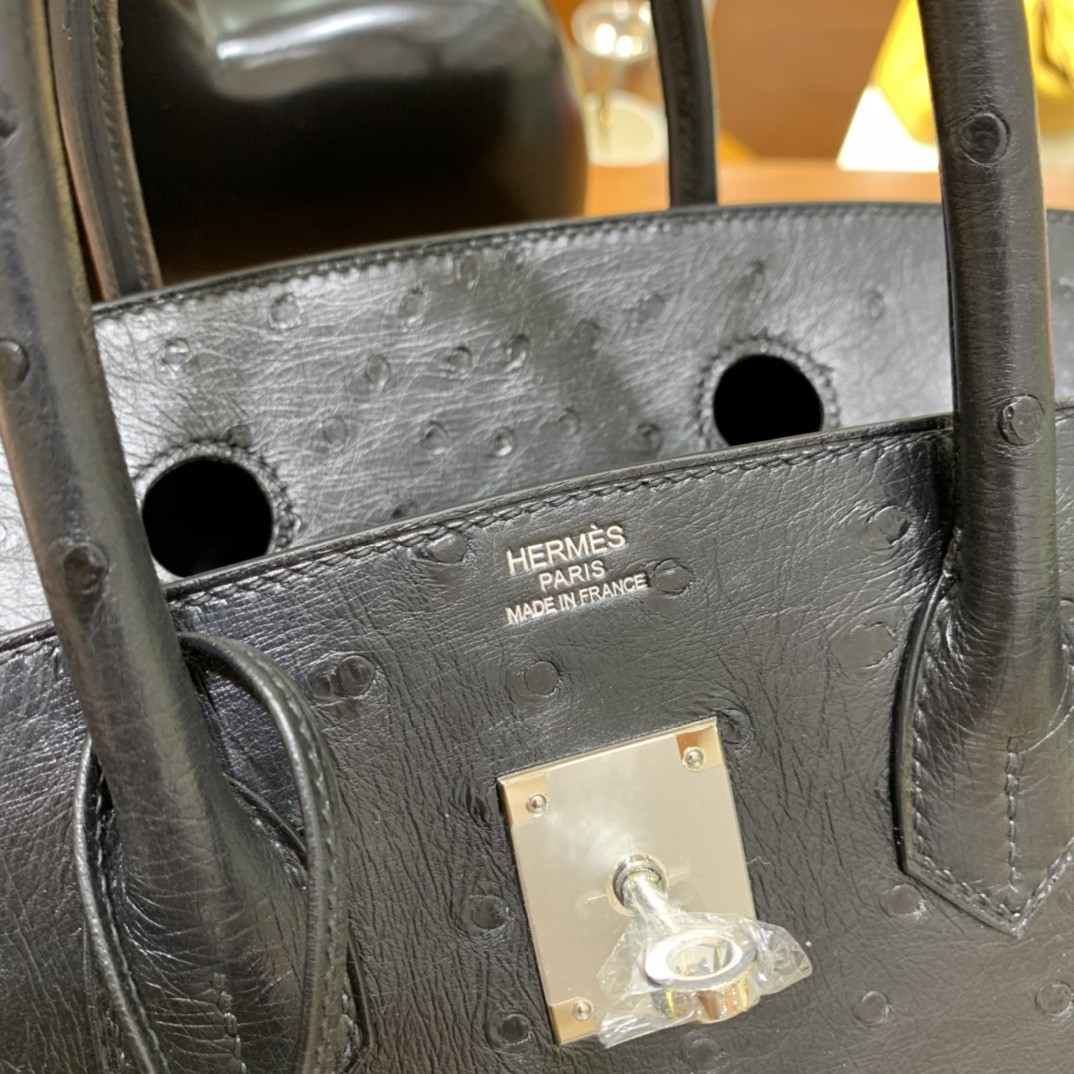 Hermès（爱马仕）Birkin 铂金包 南非鸵鸟皮 黑色 银扣 30cm