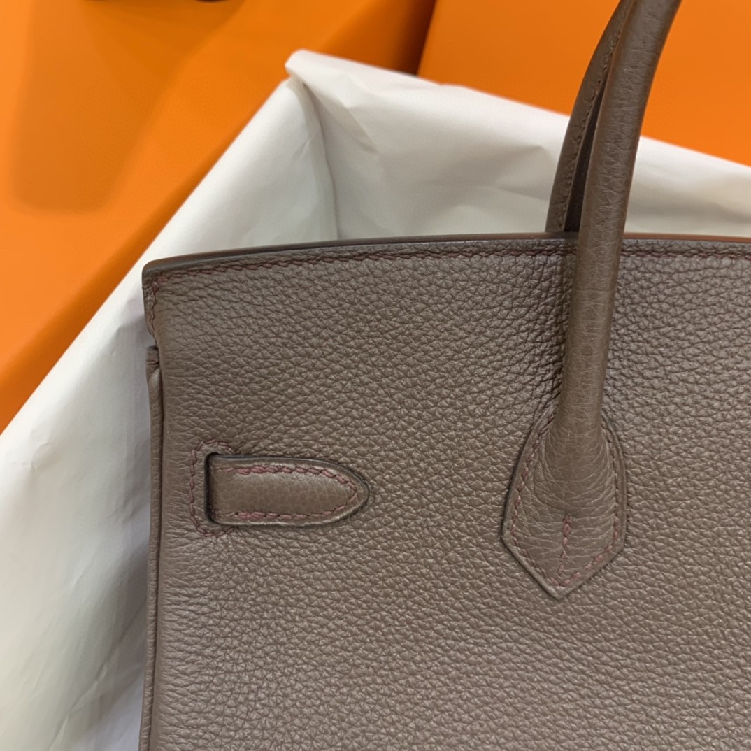 Hermès（爱马仕）Birkin 铂金包 Togo 0G 马鞍红 金扣 25cm