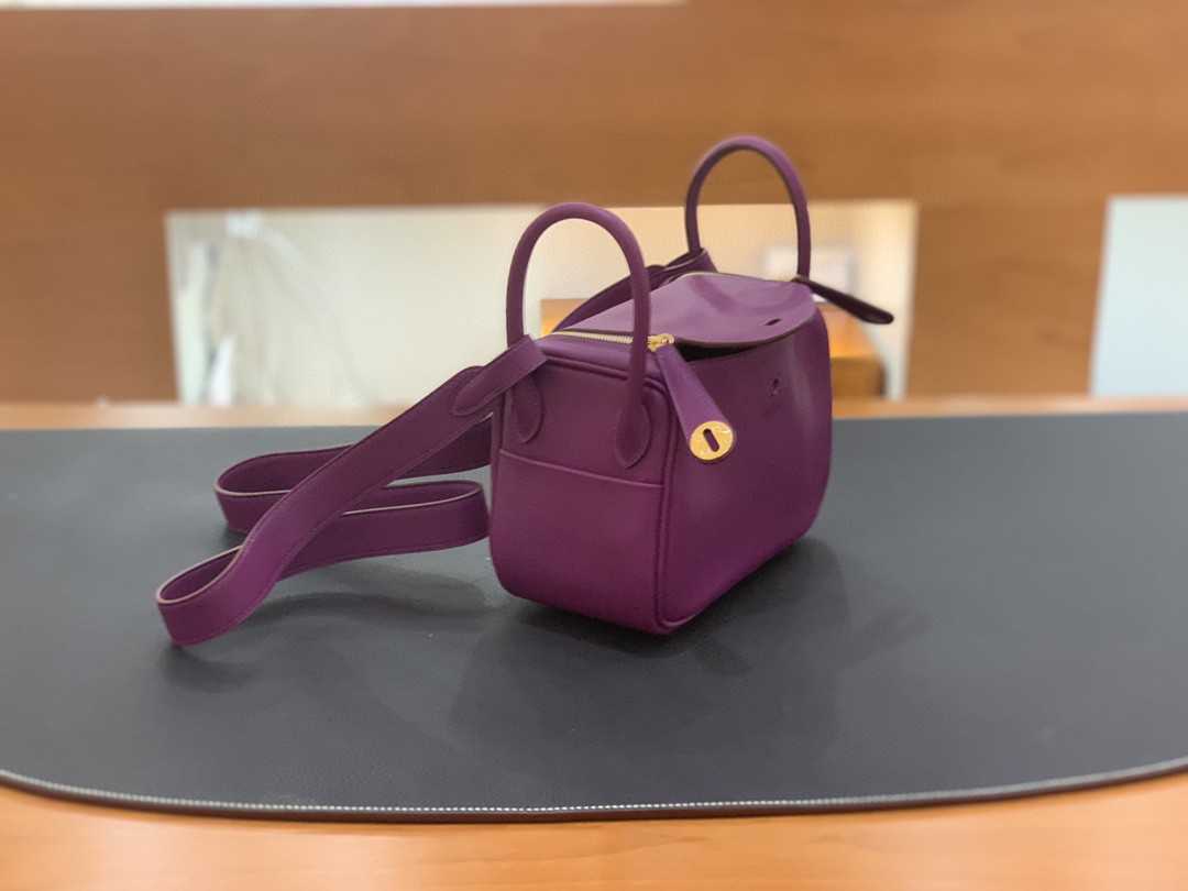 Hermès（爱马仕）mini lindy 迷你琳迪包 Swift P9 海葵紫 金扣