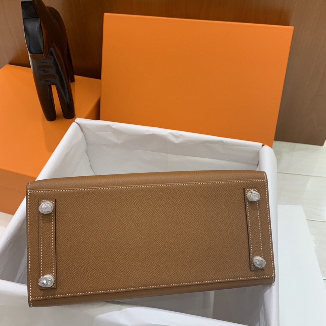 Hermès（爱马仕）Birkin 铂金包 Epsom 金棕色 银扣 30cm 外缝