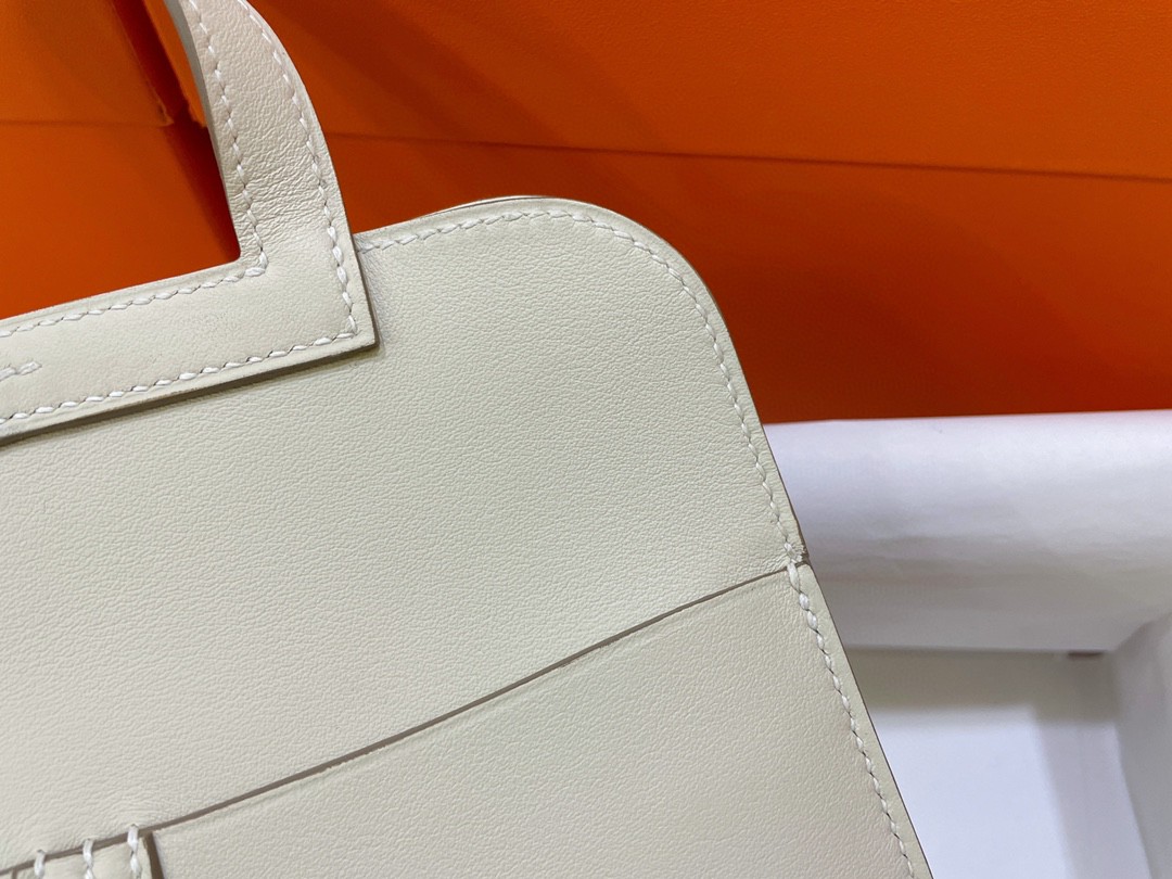 Hermès（爱马仕）mini halzan swift 奶昔白 银扣 22cm