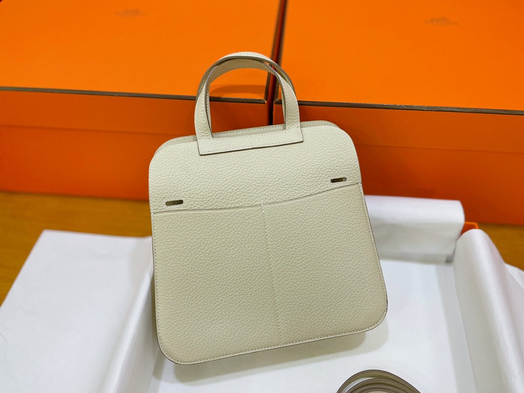 Hermès（爱马仕）mini halzan TC 奶昔白 银扣 22cm