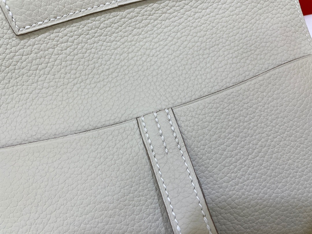 Hermès（爱马仕）mini halzan TC 奶昔白 银扣 22cm