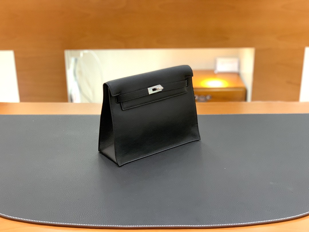 Hermès（爱马仕）Kelly Danse 跳舞包 Swift 黑色 银扣 22cm