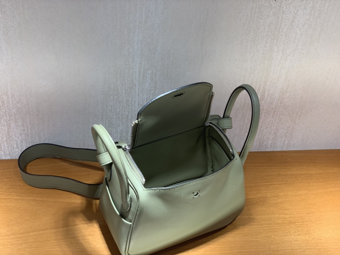 Hermès（爱马仕）mini lindy 迷你琳迪包 Swift Q1 鼠尾草绿 银扣
