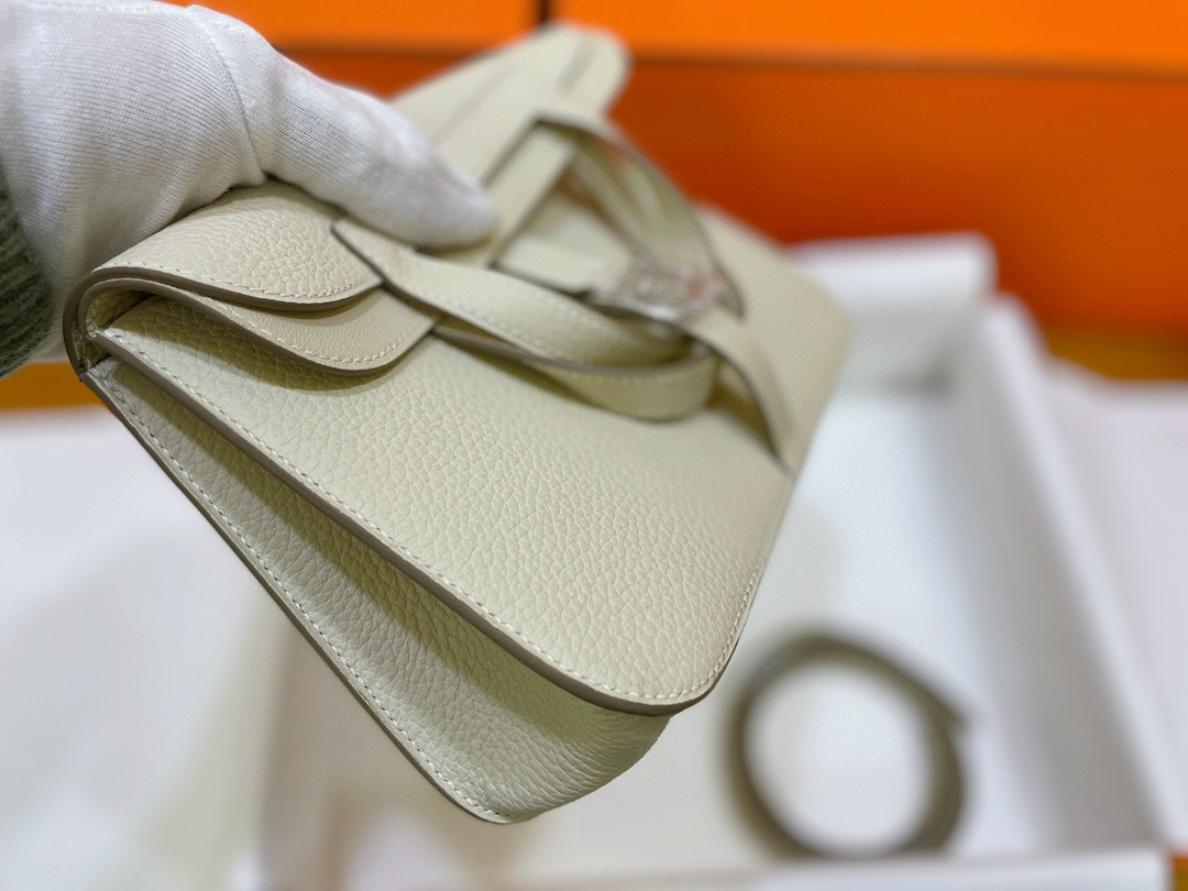 Hermès（爱马仕）mini halzan TC 奶昔白 银扣 22cm