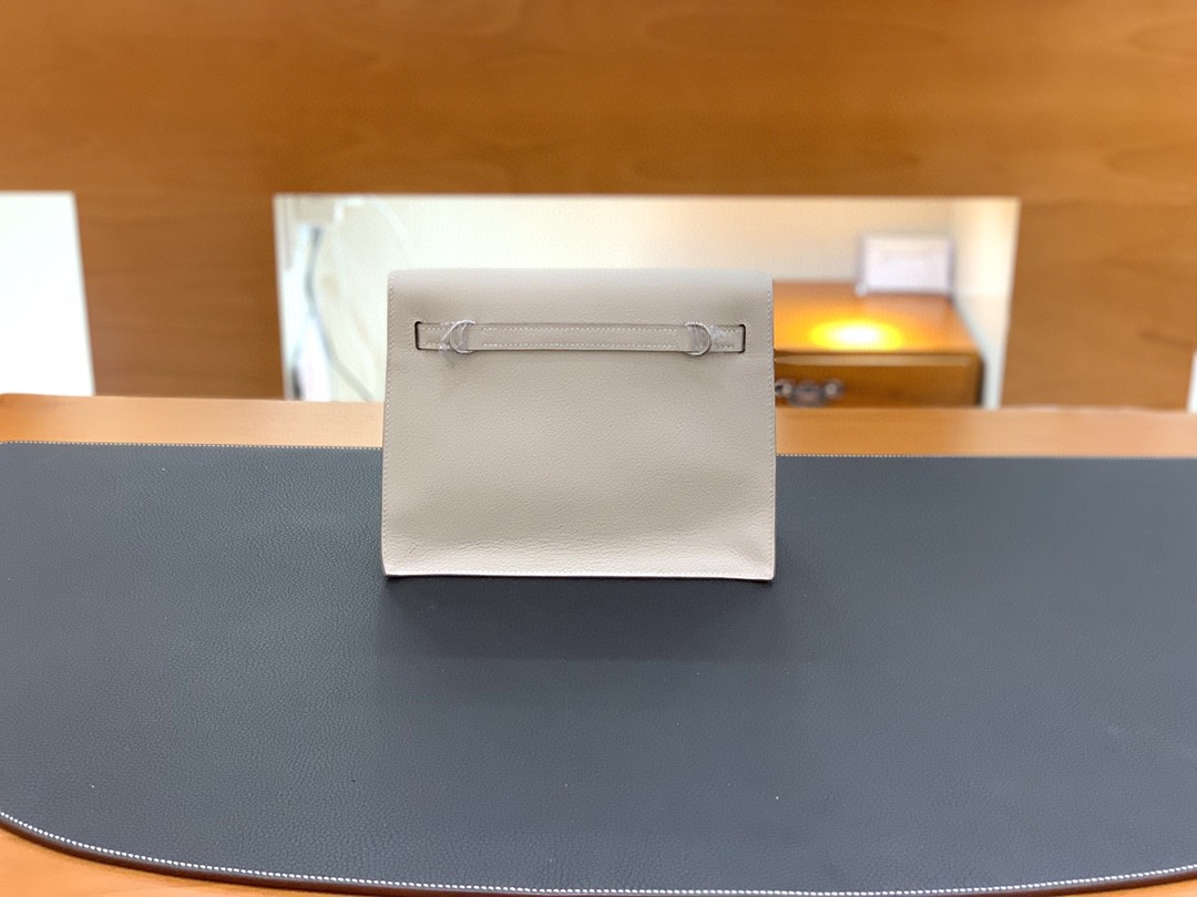Hermès（爱马仕）Kelly Danse 跳舞包 Ever color 奶昔白 银扣 22cm