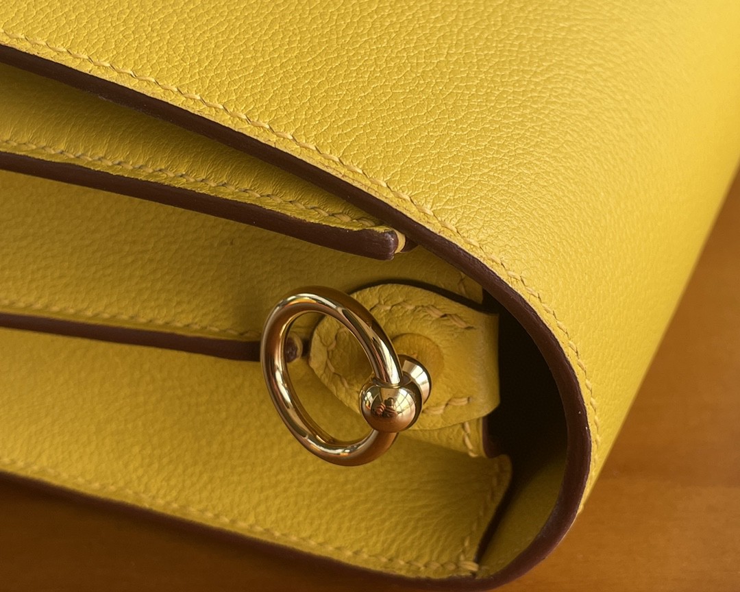 Hermès（爱马仕）Roulis 猪鼻子 evercolor 9D 琥珀黄 金扣 18cm