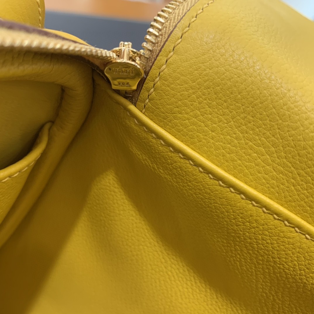 Hermès（爱马仕）Lindy 琳迪包 Evercolor 9D 琥珀黄 金扣 26cm