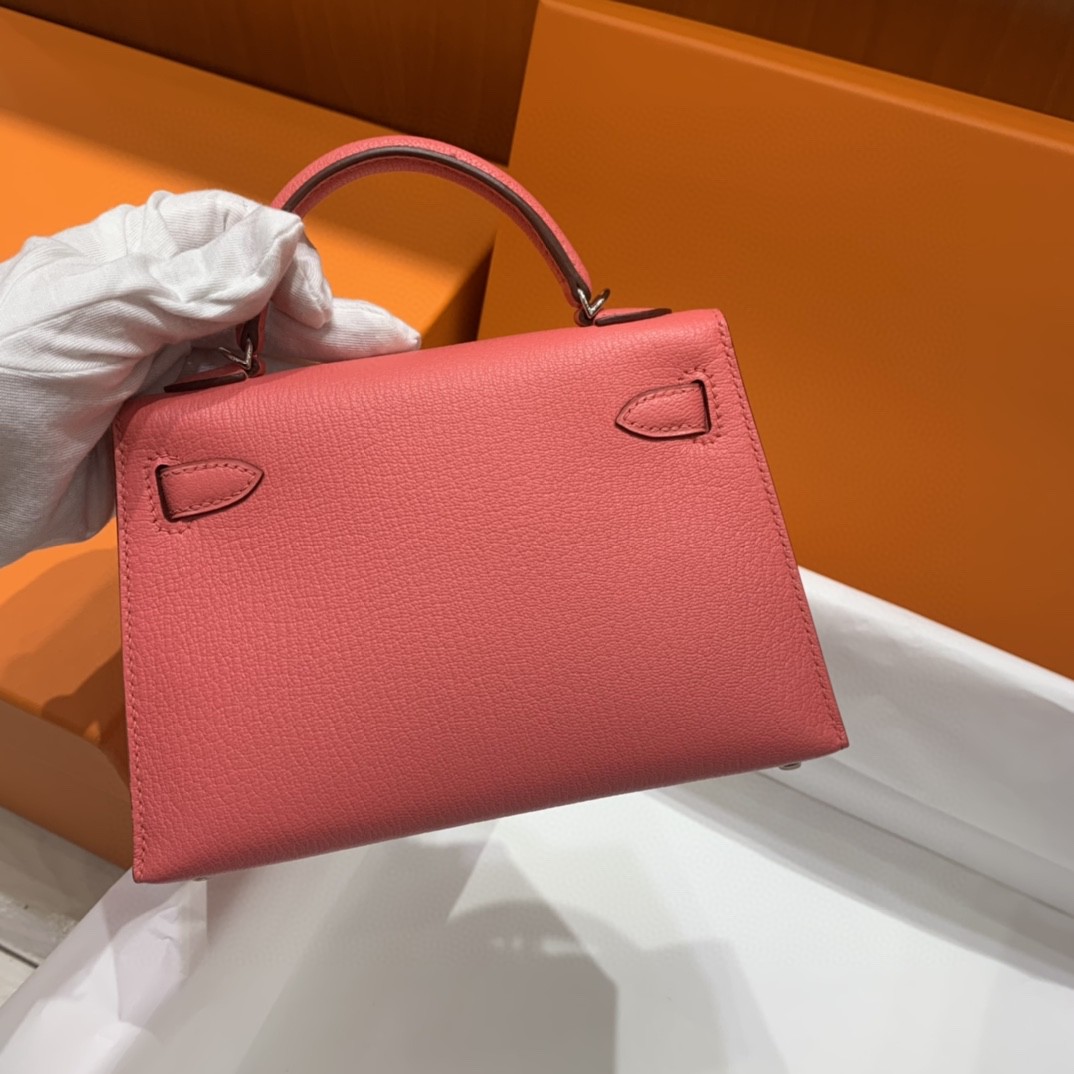 Hermès（爱马仕）mini Kelly 山羊皮 8W 唇膏粉 银扣 19cm