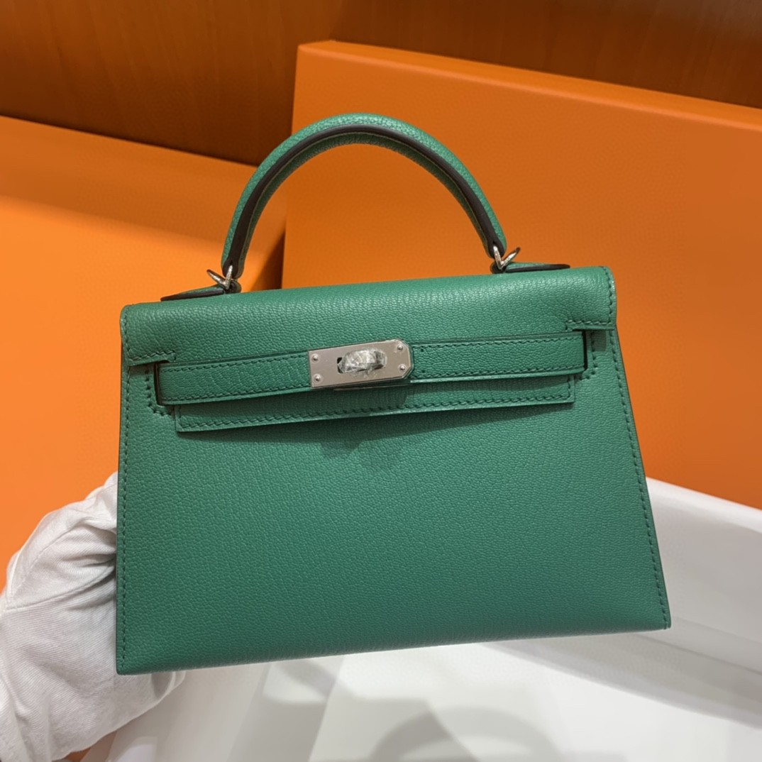 Hermès（爱马仕）mini Kelly 山羊皮 U4 丝绒绿 银扣 19cm