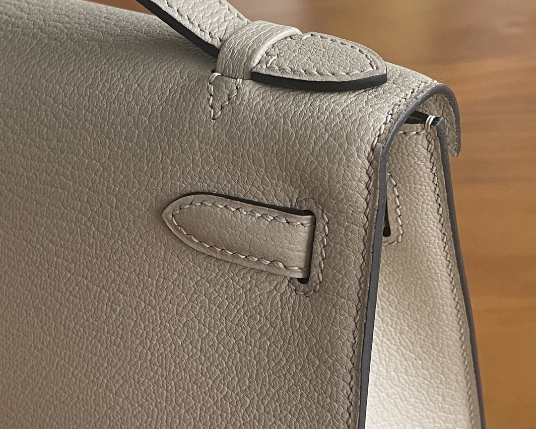 Hermès（爱马仕）mini kelly pochette 山羊皮 m8 沥青灰 金扣 22cm