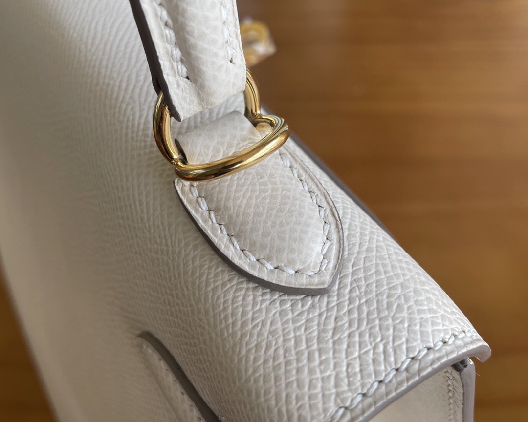 Hermès（爱马仕）Kelly 凯莉包 Epsom 奶昔白 金扣 25cm