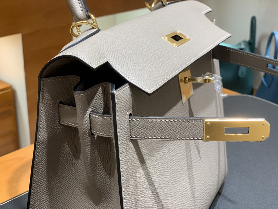 Hermès（爱马仕）Kelly 凯莉包 Epsom M8 沥青灰 金扣 28cm