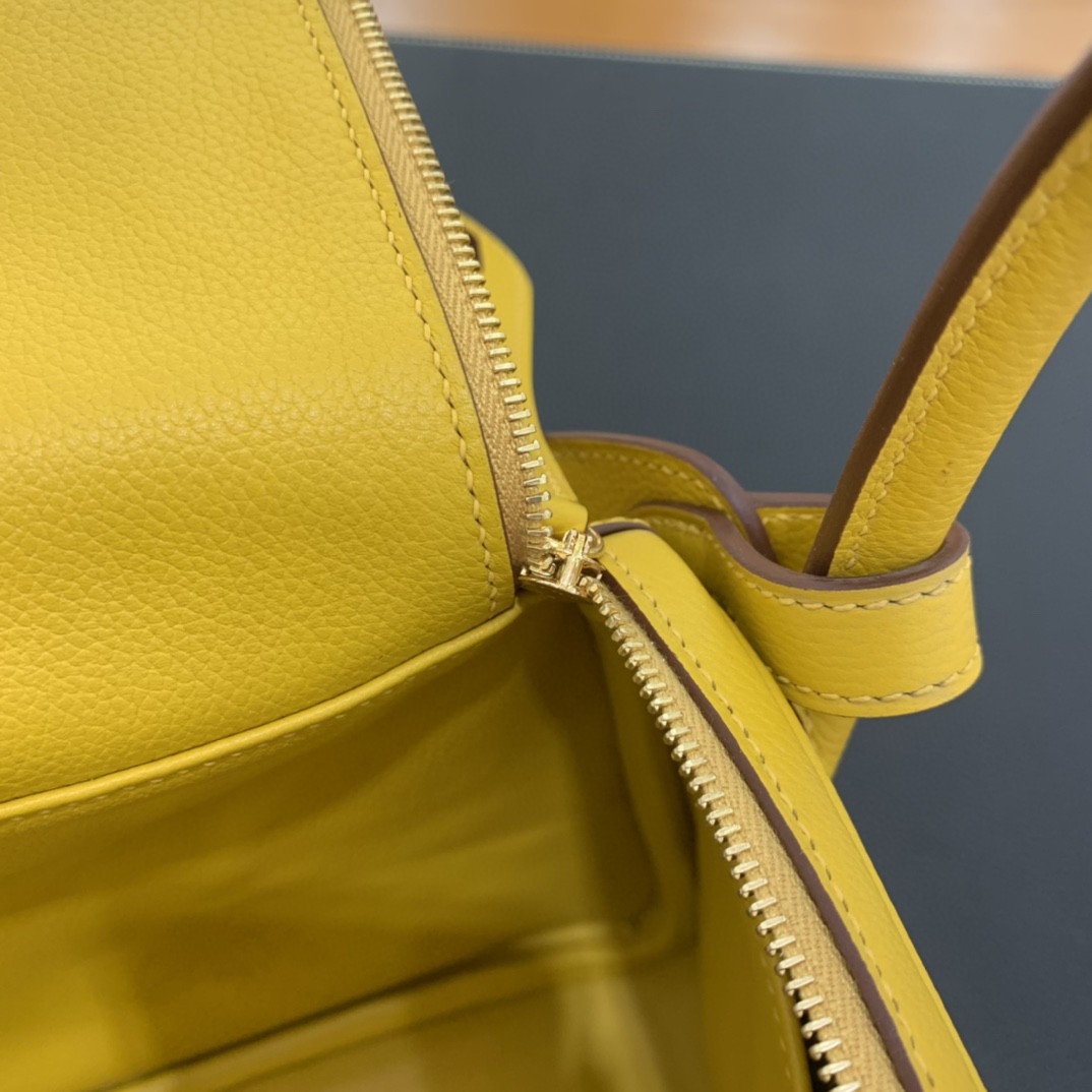 Hermès（爱马仕）Lindy 琳迪包 Evercolor 9D 琥珀黄 金扣 26cm