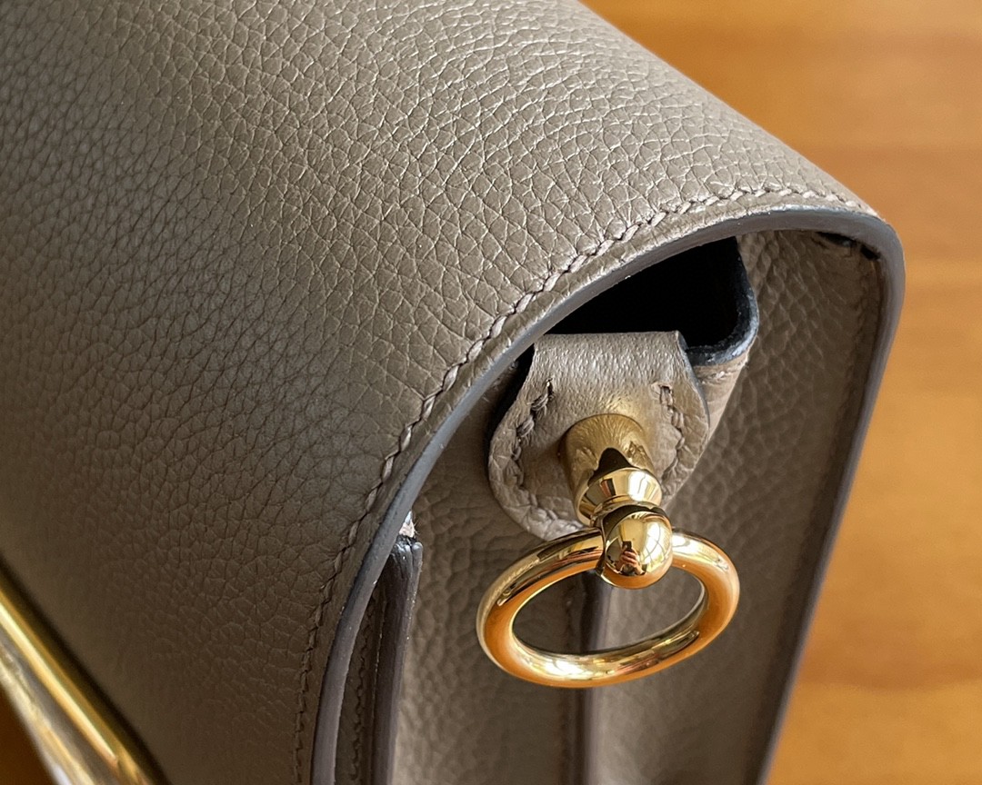 Hermès（爱马仕）Roulis 猪鼻子 evercolor 8f 锡器灰 金扣 18cm