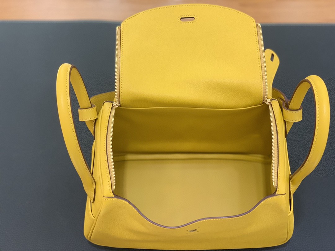 Hermès（爱马仕）Lindy 琳迪包 Evercolor 9D 琥珀黄 金扣 26cm