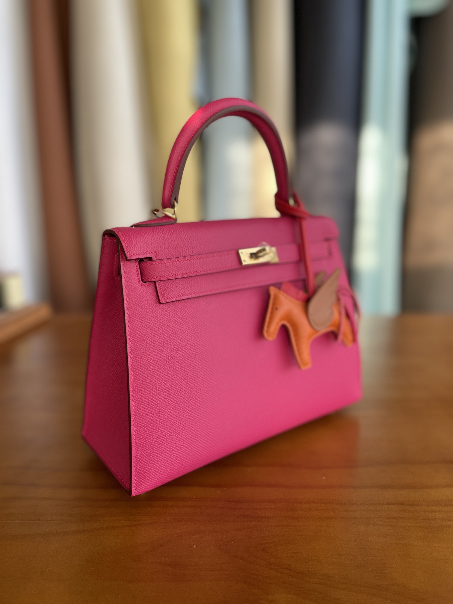 Hermès（爱马仕）Kelly 凯莉包 Epsom 0D 墨西哥粉 金扣 25cm