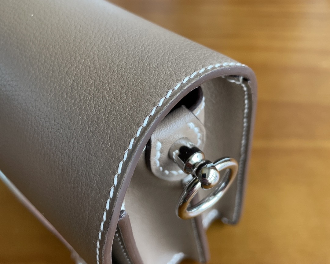 Hermès（爱马仕）Roulis 猪鼻子 evercolor 大象灰 银扣 18cm