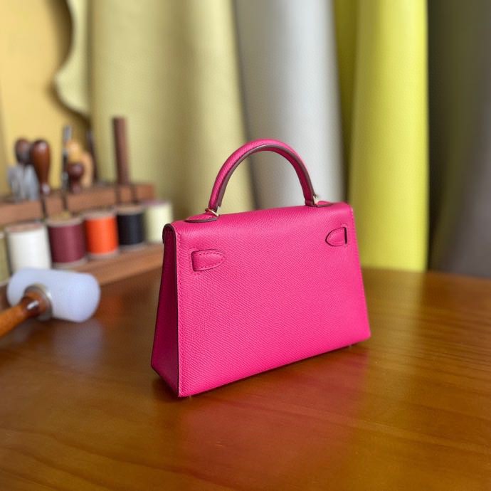 Hermès（爱马仕）mini kelly 迷你凯莉 Epsom 墨西哥粉 金扣 19cm