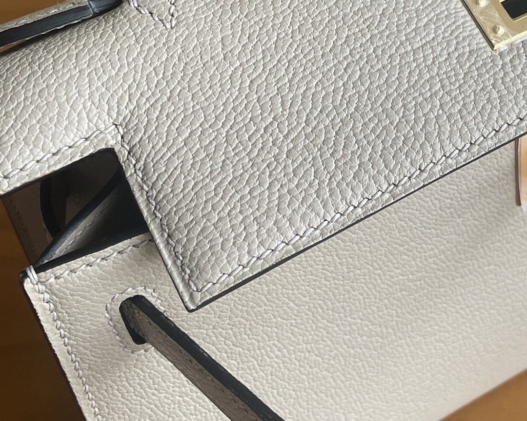 Hermès（爱马仕）mini kelly pochette 山羊皮 m8 沥青灰 金扣 22cm