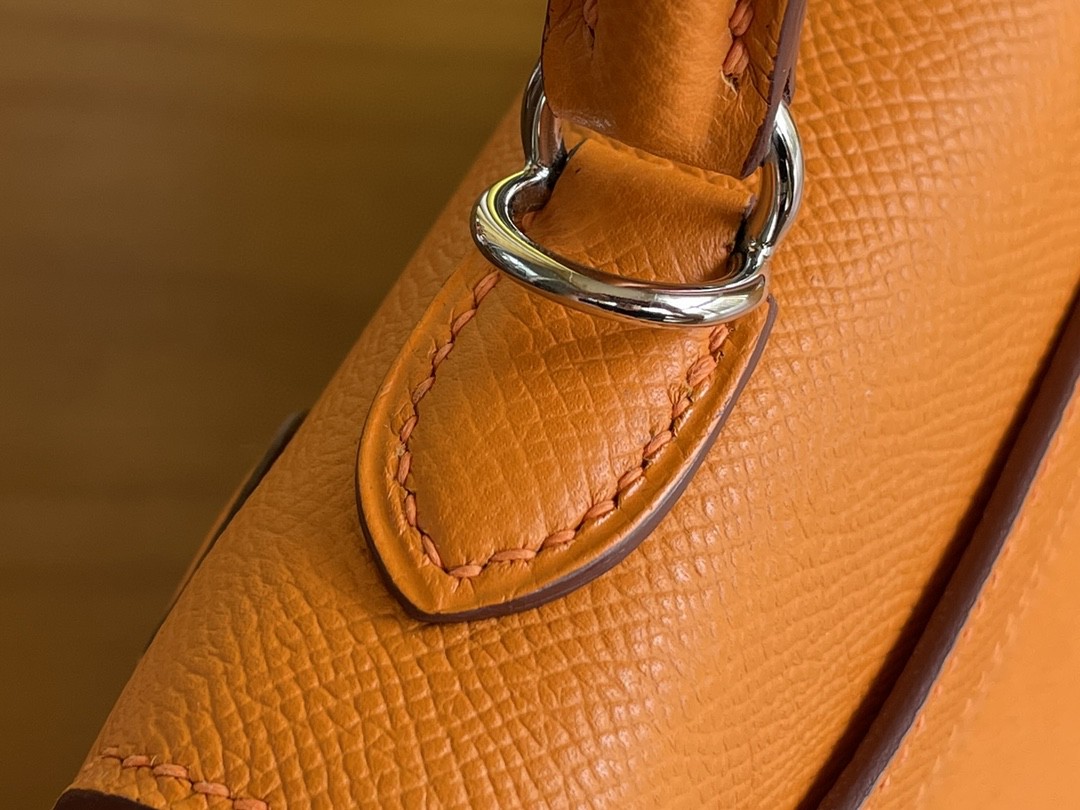Hermès（爱马仕）Kelly 凯莉包 Epsom i9 杏黄色 银扣 25cm
