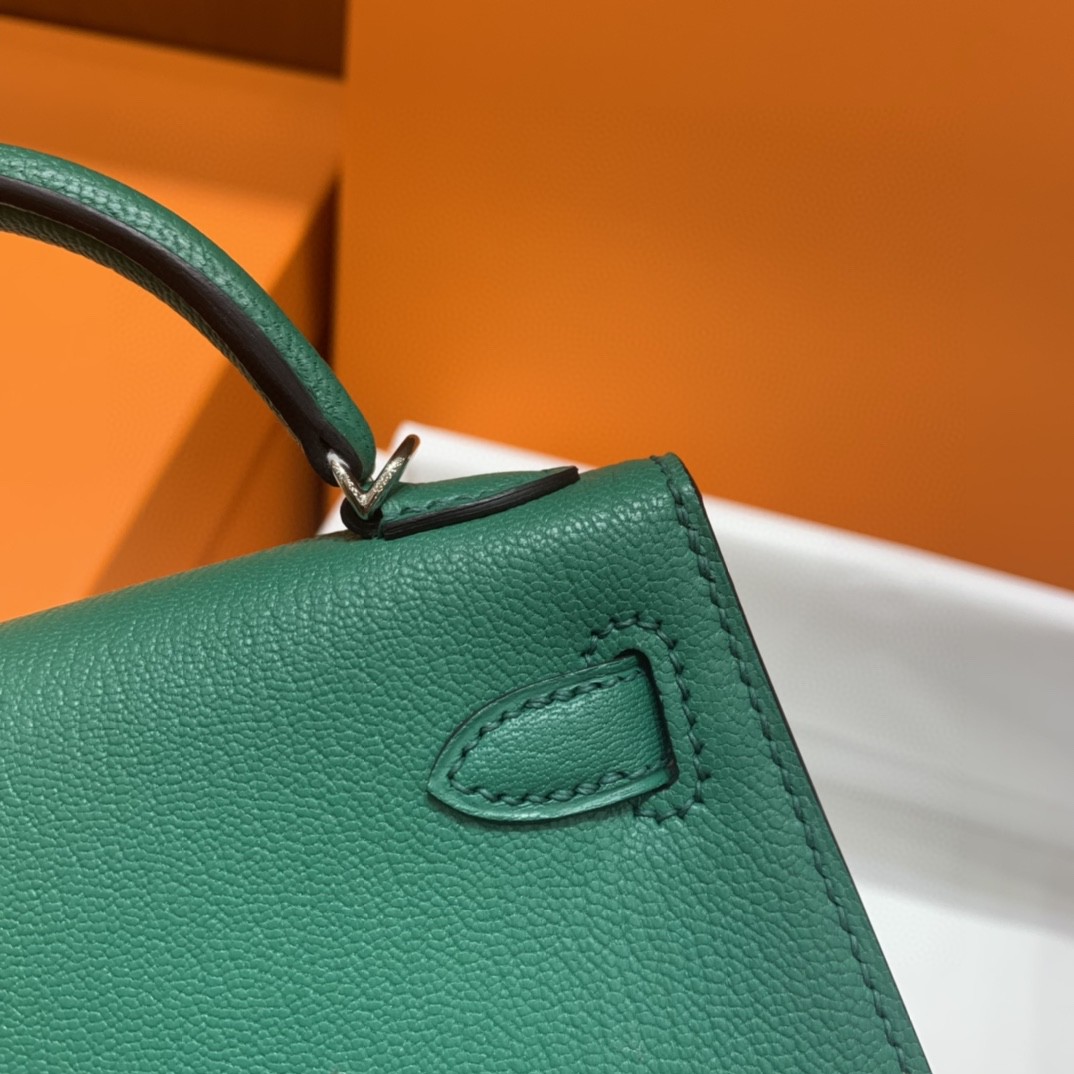 Hermès（爱马仕）mini Kelly 山羊皮 U4 丝绒绿 银扣 19cm