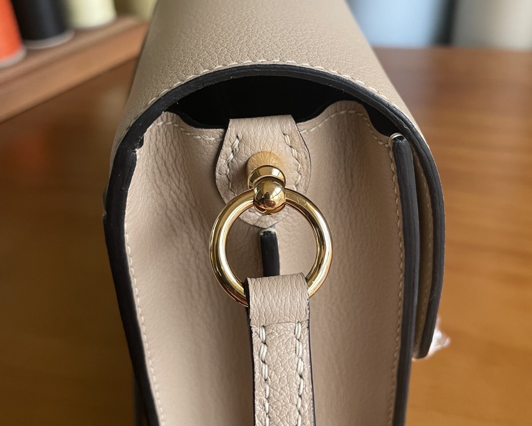 Hermès（爱马仕）Roulis 猪鼻子 evercolor s2 风衣灰 金扣 18cm