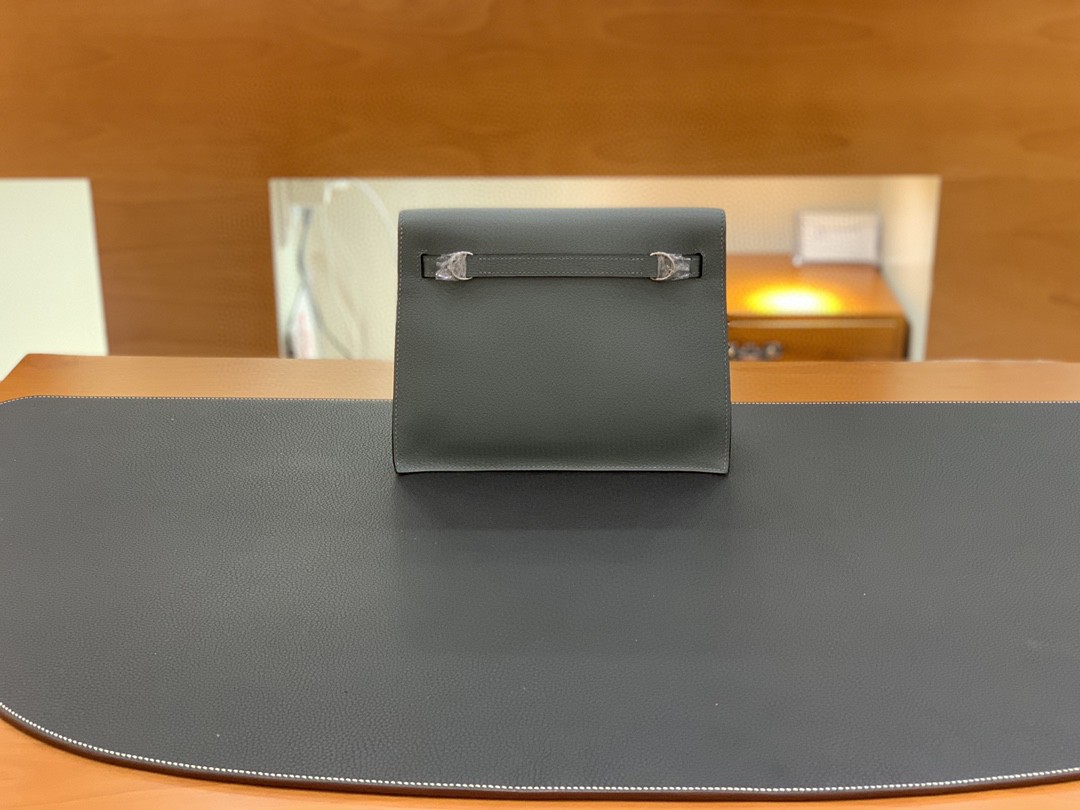 Hermès（爱马仕）Kelly Danse 跳舞包 Ever color CC63 杏仁绿 银扣 22cm