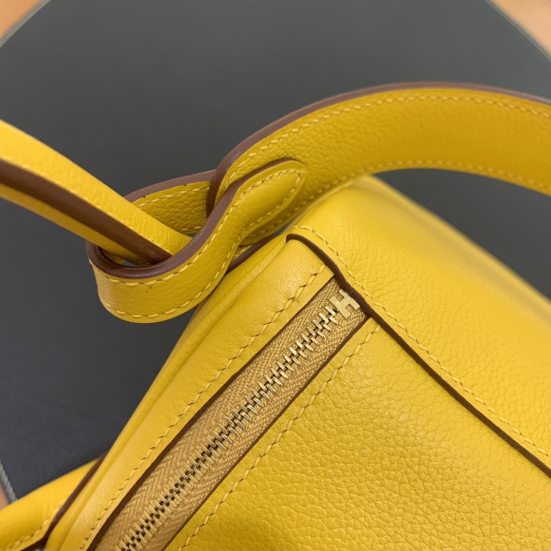 Hermès（爱马仕）Lindy 琳迪包 Evercolor 9D 琥珀黄 金扣 26cm