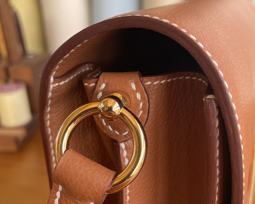 Hermès（爱马仕）Roulis 猪鼻子 evercolor 金棕色 金扣 23cm