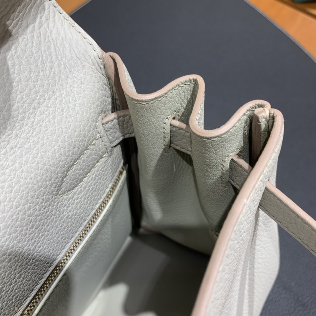 Hermès（爱马仕）Kelly 凯莉包 Togo 珍珠灰 金扣 28cm
