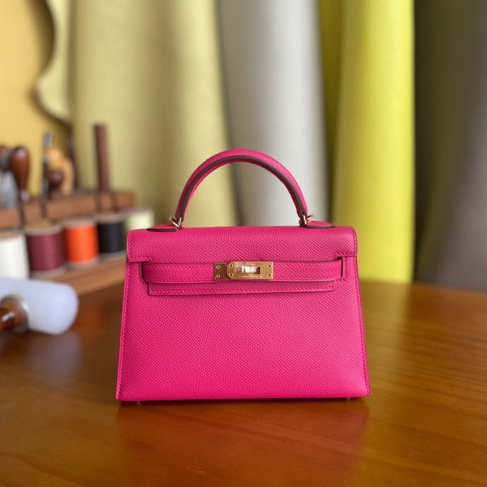 Hermès（爱马仕）mini kelly 迷你凯莉 Epsom 墨西哥粉 金扣 19cm