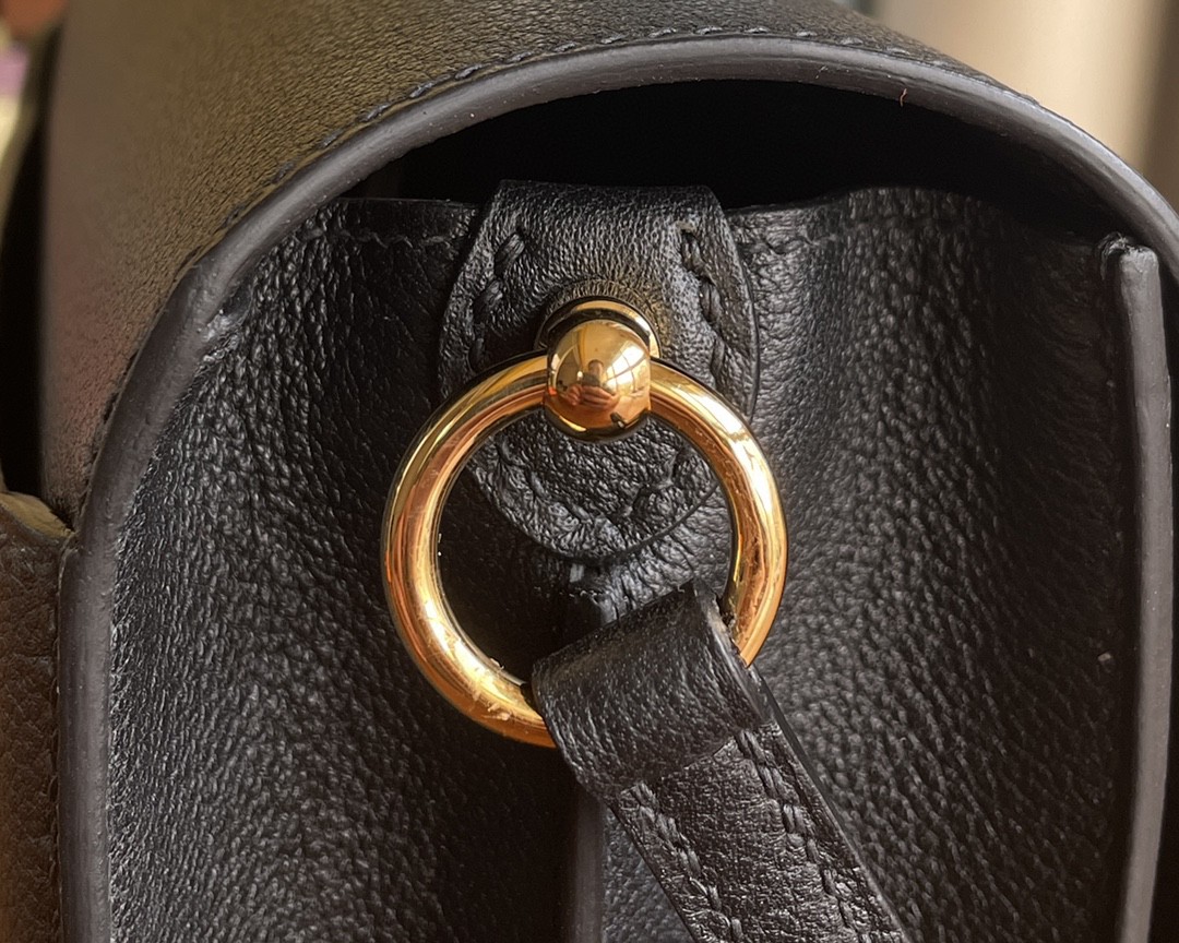 Hermès（爱马仕）Roulis 猪鼻子 evercolor 黑色 金扣 18cm