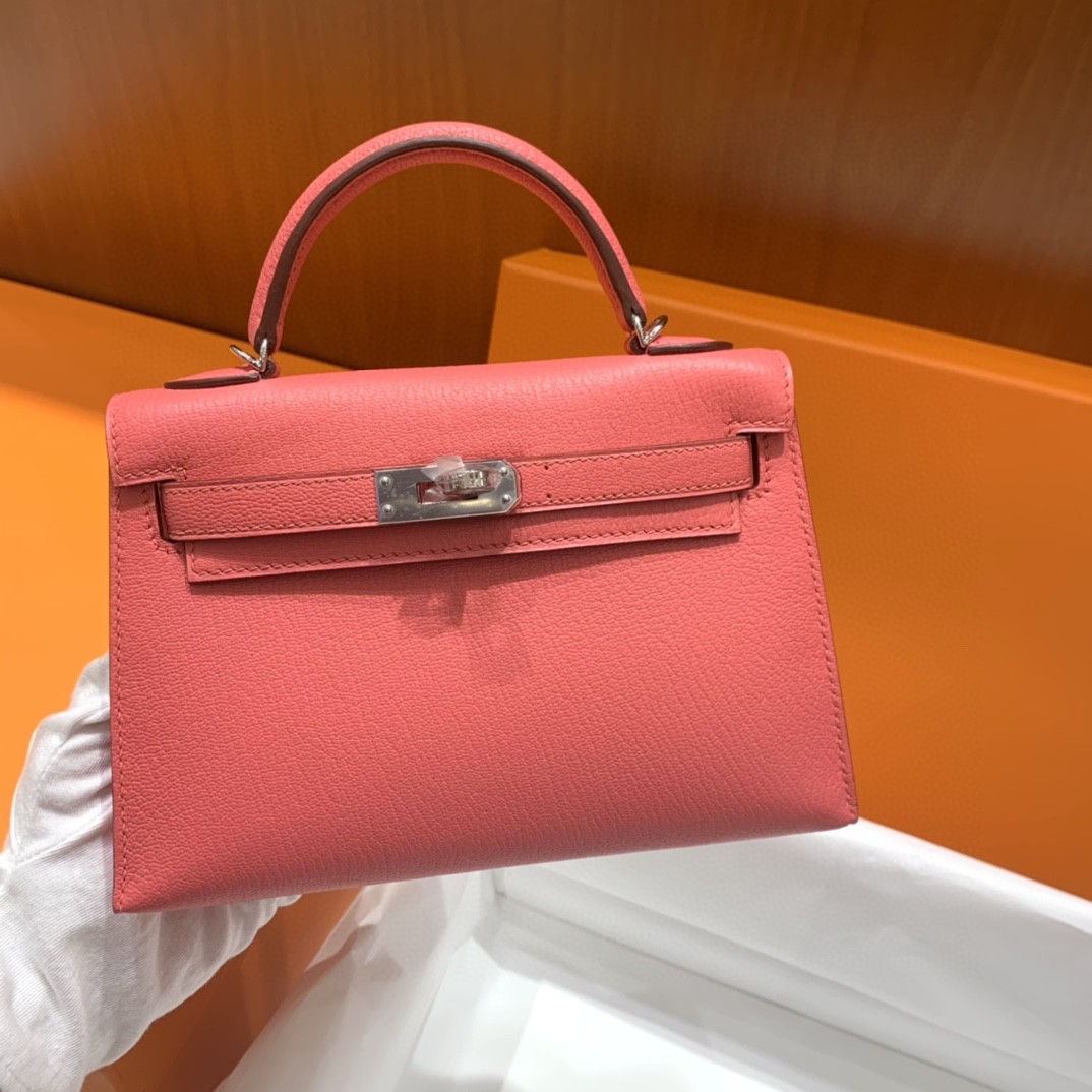 Hermès（爱马仕）mini Kelly 山羊皮 8W 唇膏粉 银扣 19cm