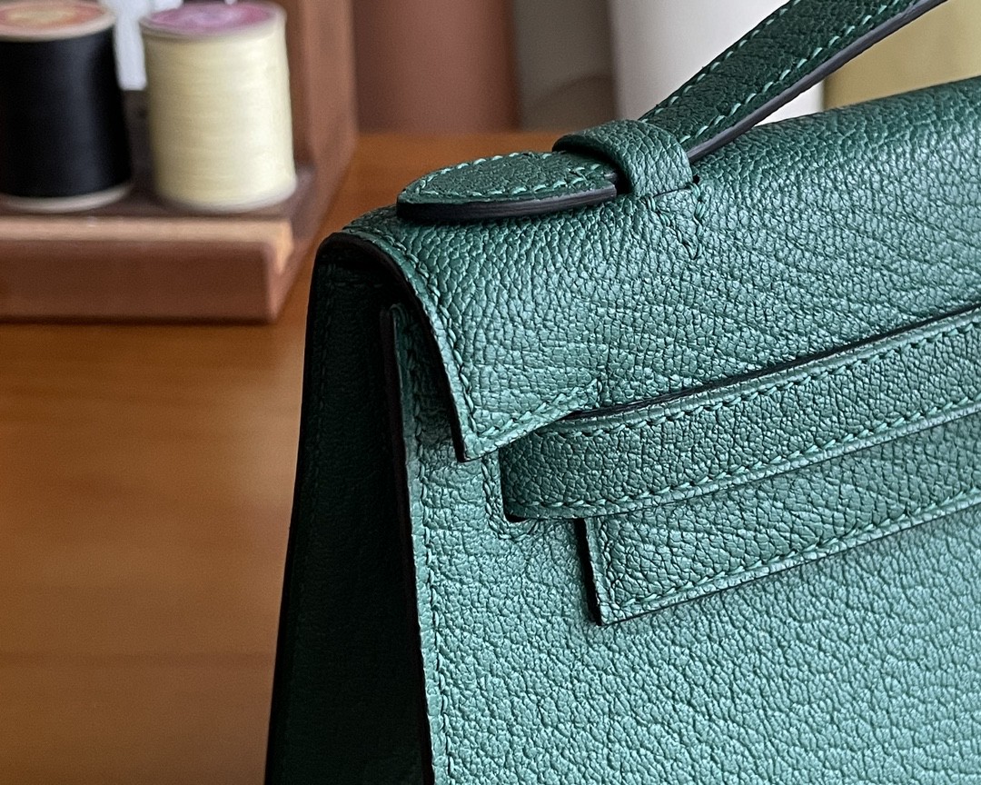 Hermès（爱马仕）mini kelly pochette 山羊皮 z6 孔雀绿 银扣 22cm
